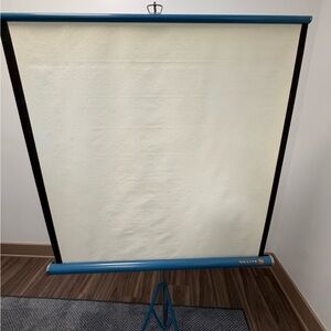 Vintage Da-Lite Flyer Portable Projection Screen